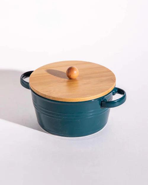 Enameled Buffet Casserole with Wood Lid, Green - Medium