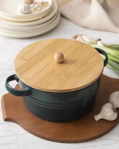 Enameled Buffet Casserole with Wood Lid, Green - Large