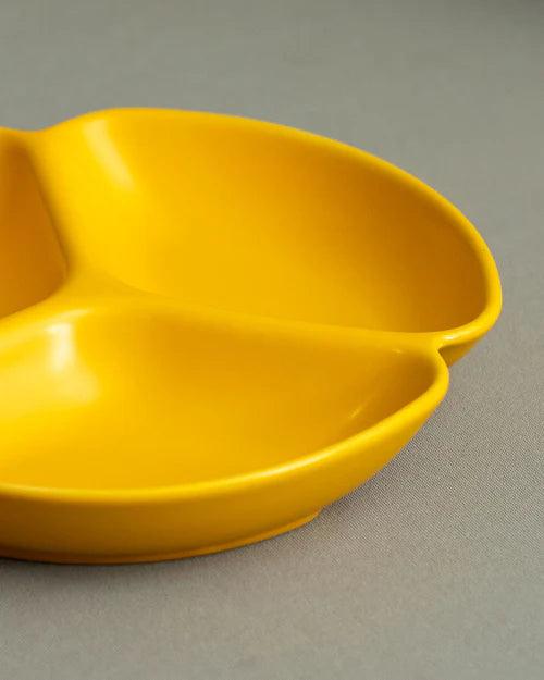 Monochrome Chip & Dip Platter - Yellow