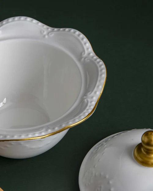 Wavy Edge Dessert Bowl With Lid - White