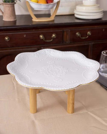 Wavy Edge Embossed Plate With Wooden Stand - White