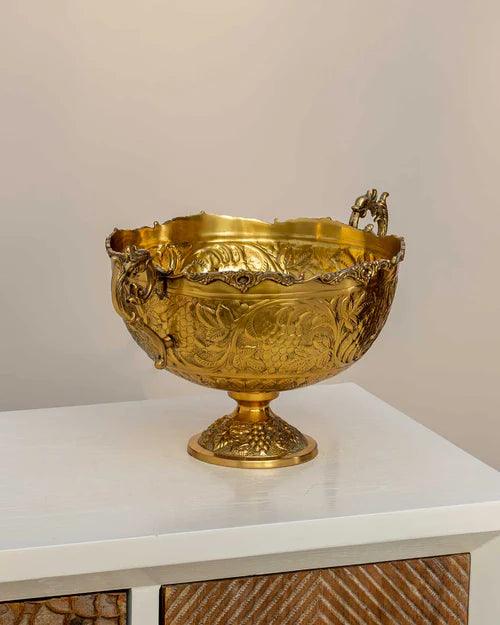 Embossed Round Deep Bowl with Handle - 12"