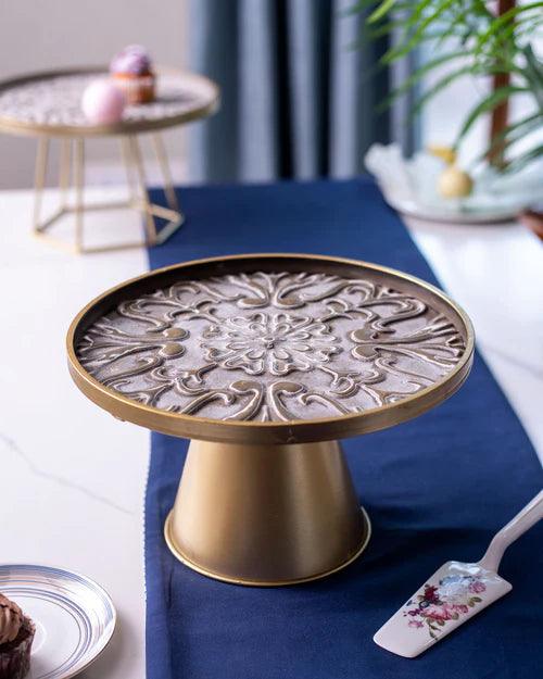 Delightful Display - Cake Stand for Every Occasion