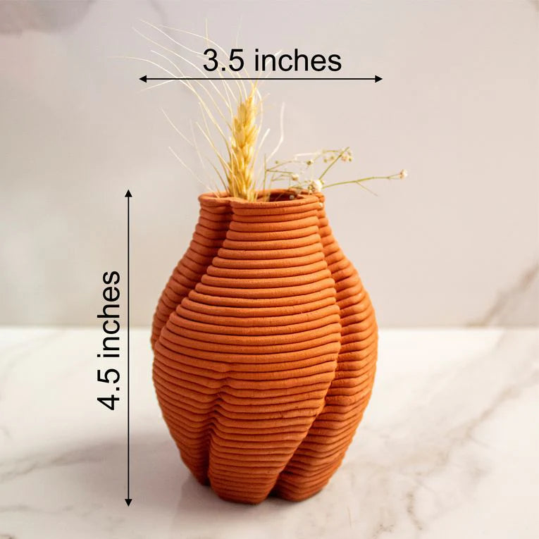 Terracotta Vase Brown and Twisted Vol. I
