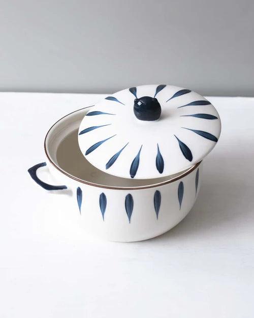 Osaka Buffet Casserole with Ceramic Lid