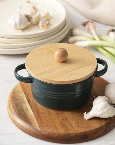 Enameled Buffet Casserole with Wood Lid, Green - Medium