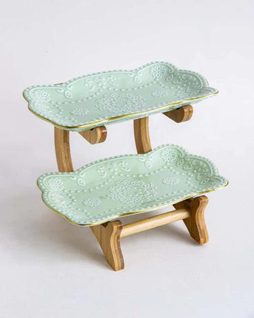 Wavy Edge 2 Tire Serving Platter With Wooden Stand - Green
