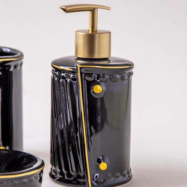 Gilded Closure 4-Piece Bath Set - Black