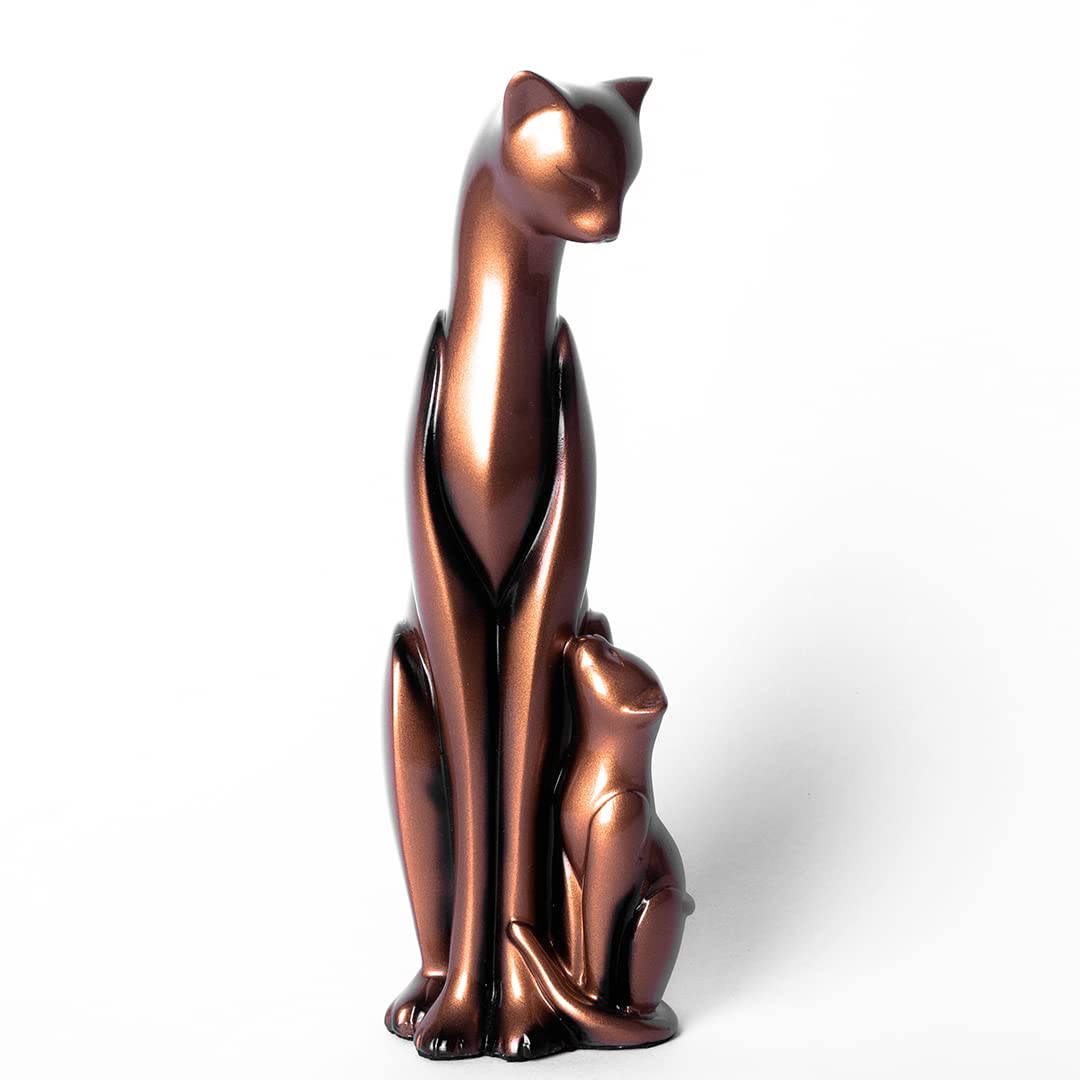 Mother Cat with Child Showpiece