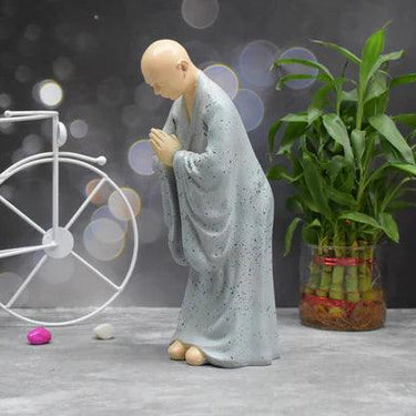 ZEN MONK STATUE FOR DECORATIONS CREATIVE HOME ACCESSORIES STUDY DESKTOP LIVING ROOM OFFICE (GREY)