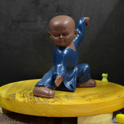 KUNG FU MONK FOR GIFT, DECOR (15X14X9 CM)