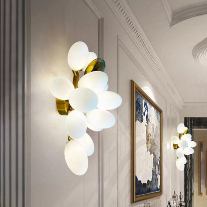 Uvae Albae Wall Light