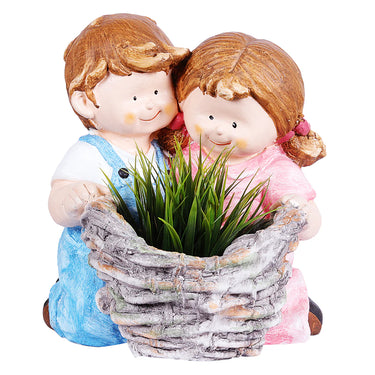 SITTING CUTE COUPLE PLANTER