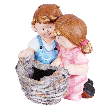 SITTING CUTE COUPLE PLANTER