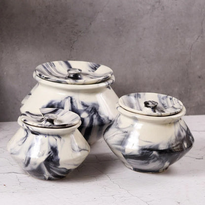 " Vintage Chronical of Italy" ceramic handi(Set of 3)